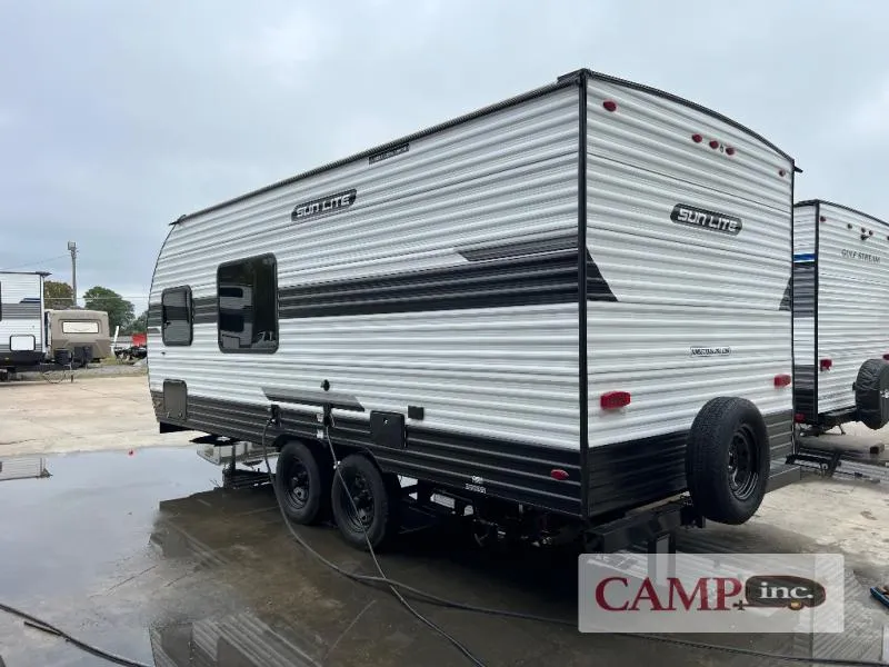 2026 Sunset Park RV Sun Lite LTD 21DB - Photo 3