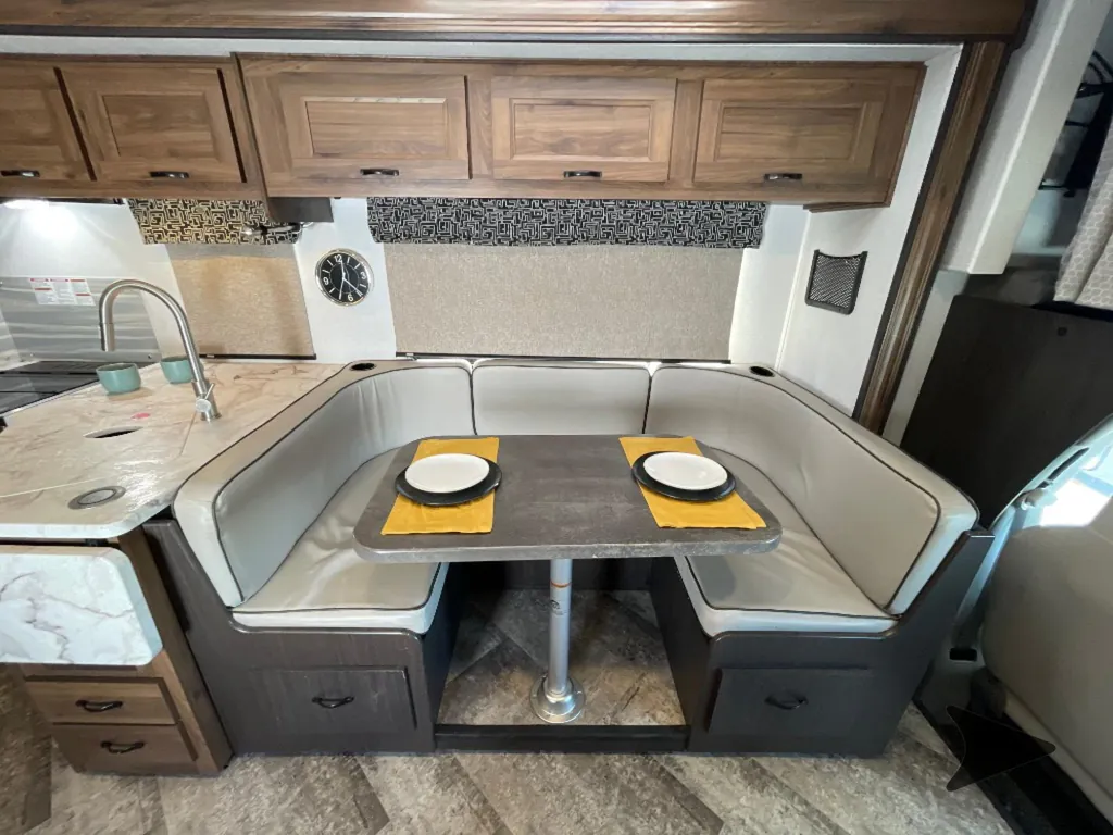 2020 Forest River Sunseeker 3040DS, Photos photo 48