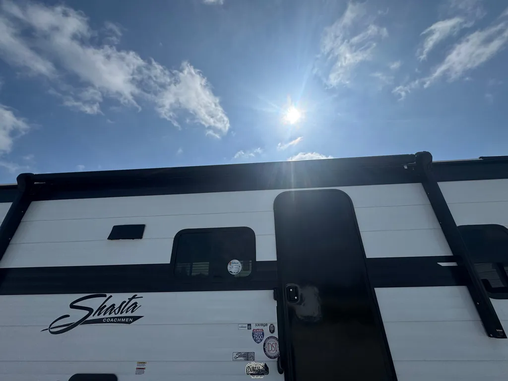 2026 Shasta RVs i-5 Edition 530BQB, Photos photo 16