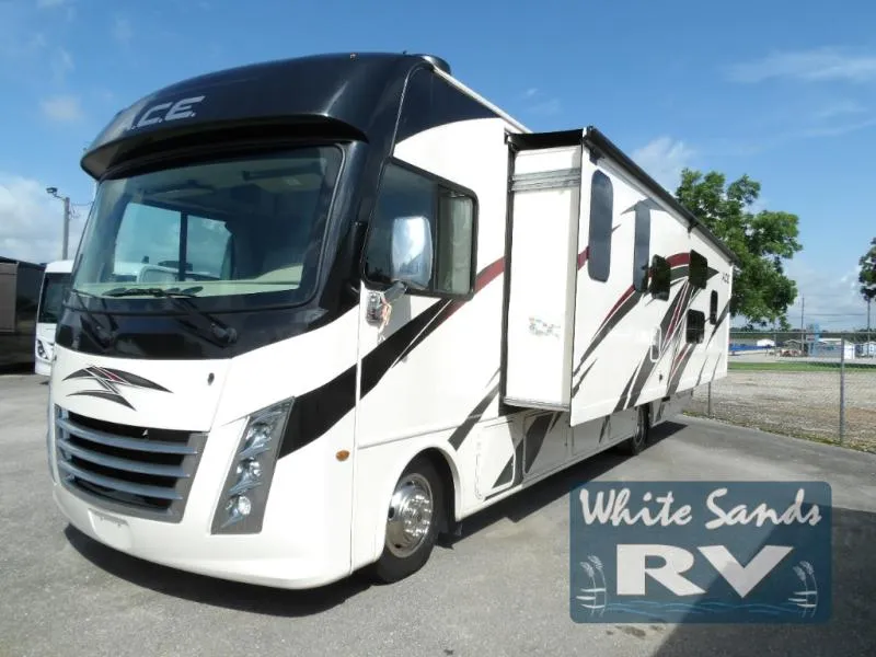 2022 Thor Motor Coach A.C.E 32.3 - Photo 3