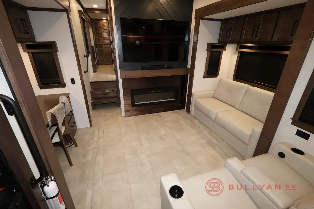 2025 Forest River RiverStone 421FK - Photo 3