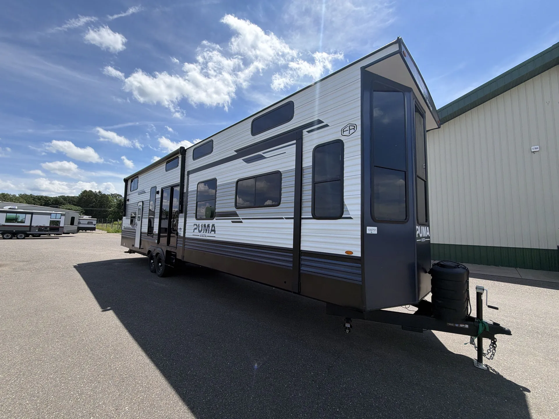 2027 Forest River Puma Vista 402LFT
