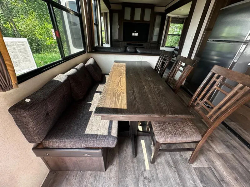2018 Forest River Salem Villa Estate 395RET, Photos photo 10