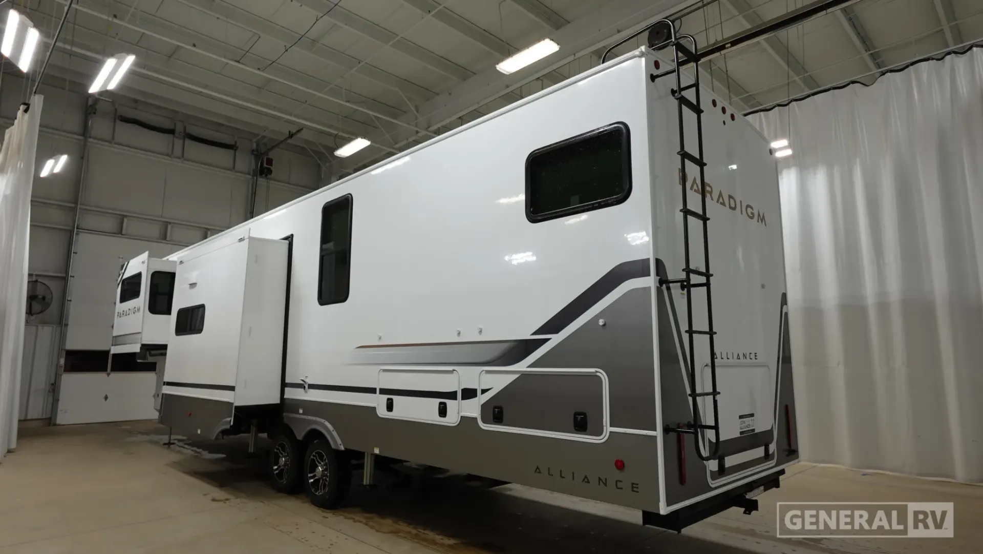2026 Alliance RV Paradigm 385FL - Photo 4