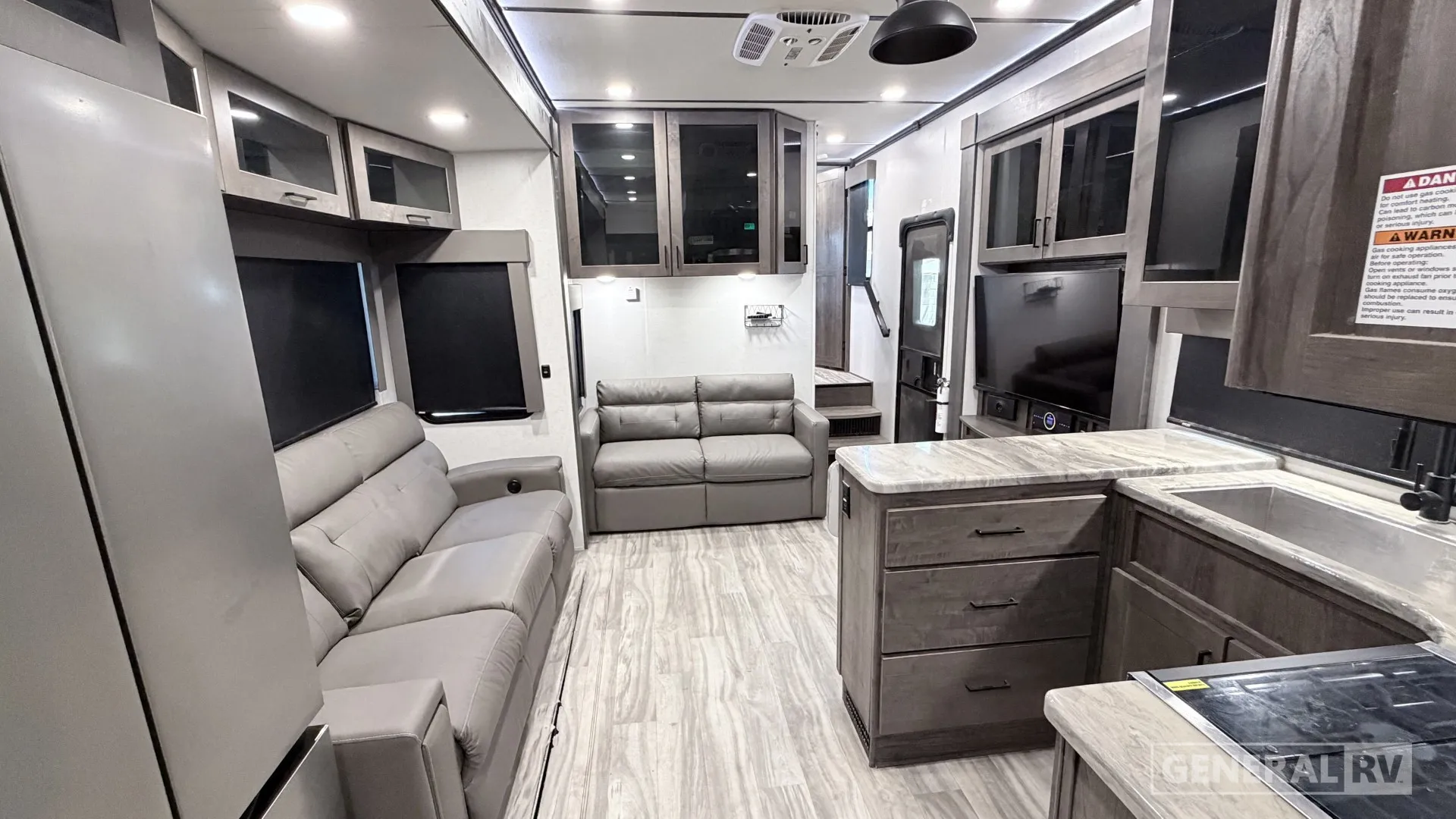 2022 VALOR 40V13 - Photo 4