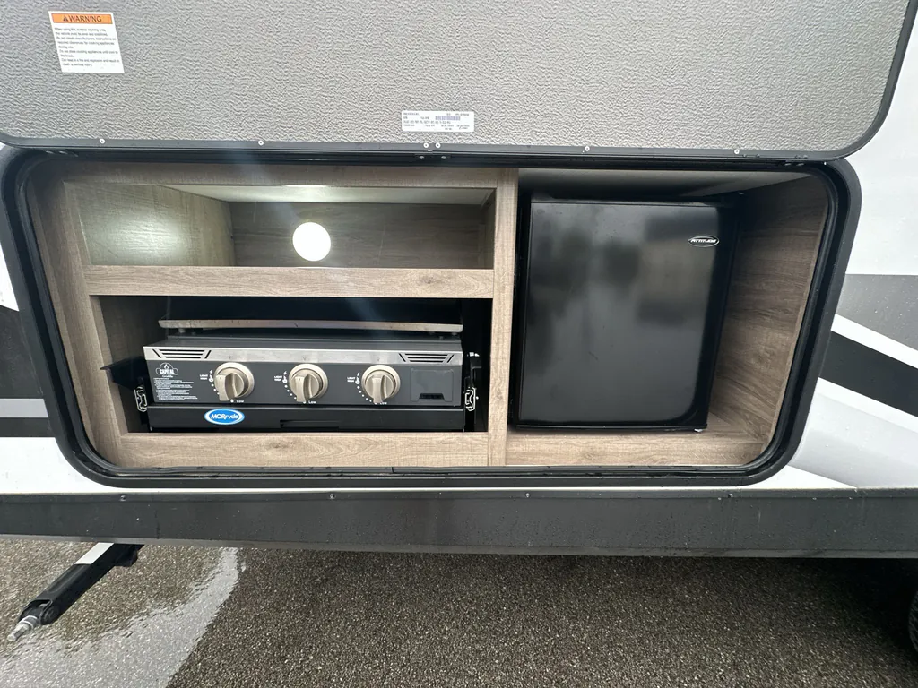 2025 Grand Design Imagine XLS 25DBE, Photos photo 8