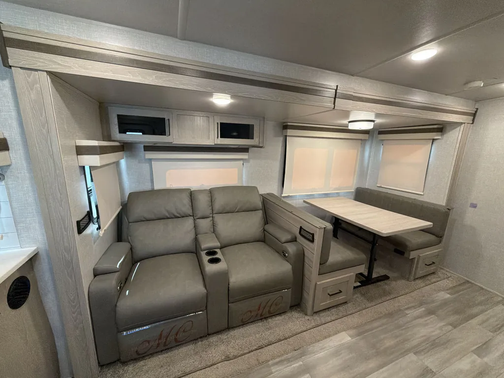 2022 Forest River Rockwood Ultra Lite 2614BS, Photos photo 35