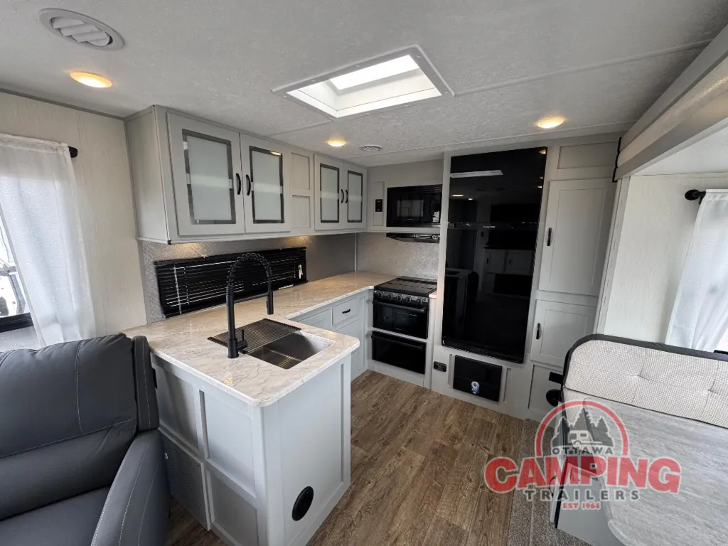2022 Forest River Vibe 26RK, Photos photo 6