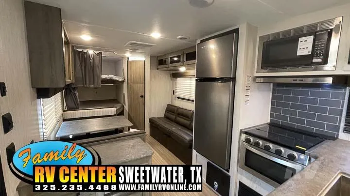 2022 Palomino Puma XLE Lite 23BHC - Photo 3