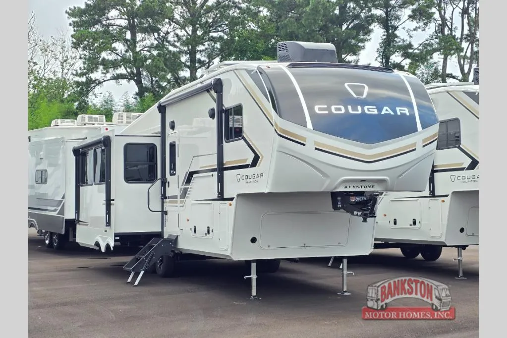 2027 Keystone RV Cougar Half-Ton 28RLI - Photo 2