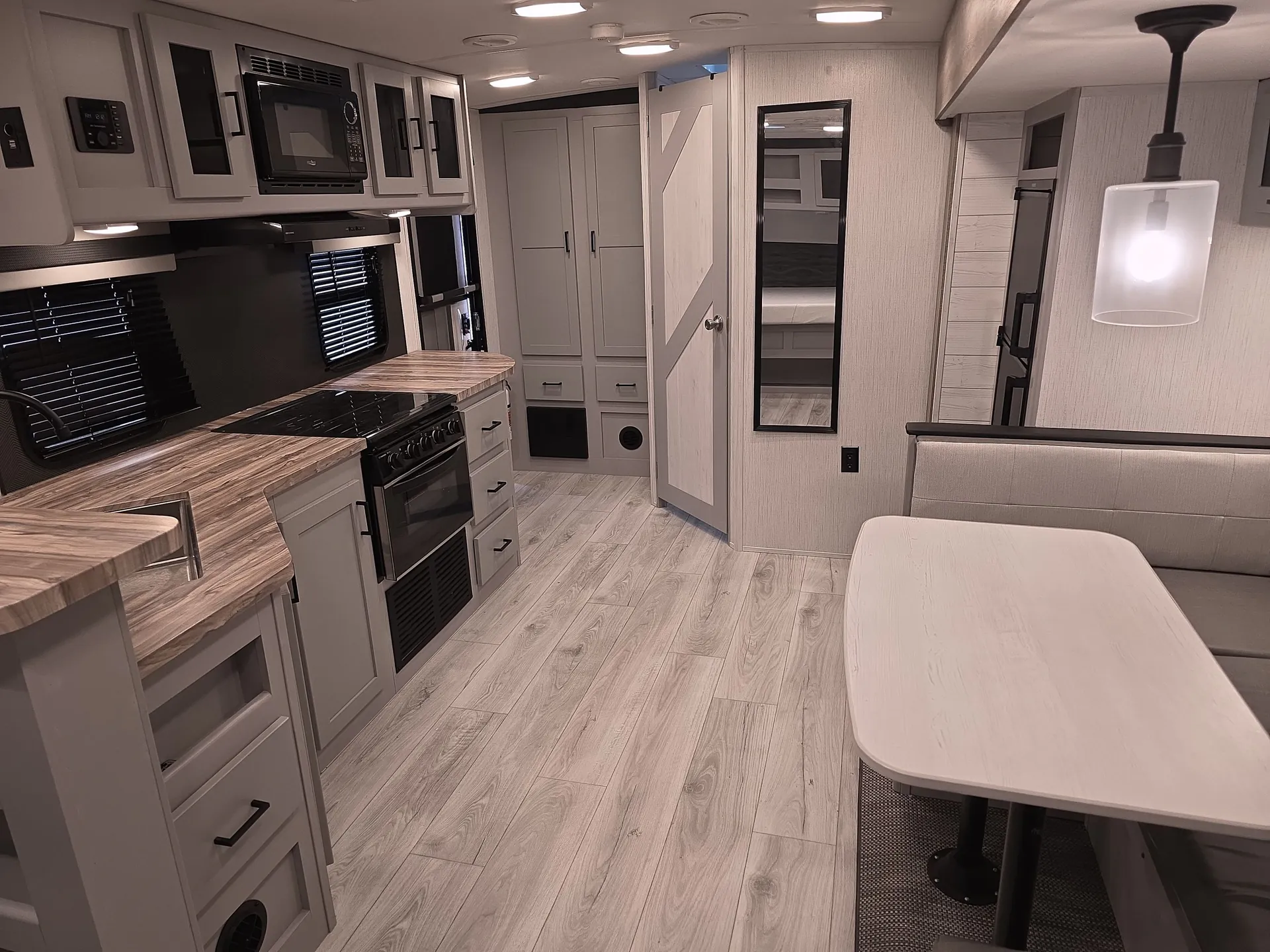 2022 Heartland North Trail NT 22RBS — living area main