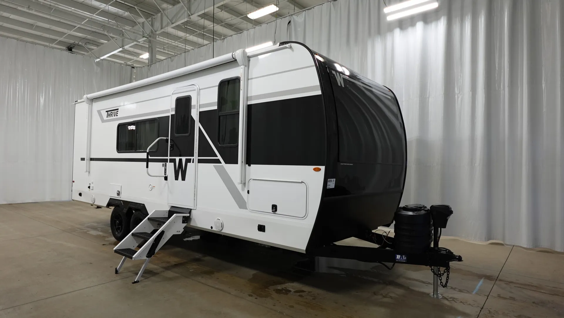 2026 Winnebago Thrive 22MLS - Photo 2