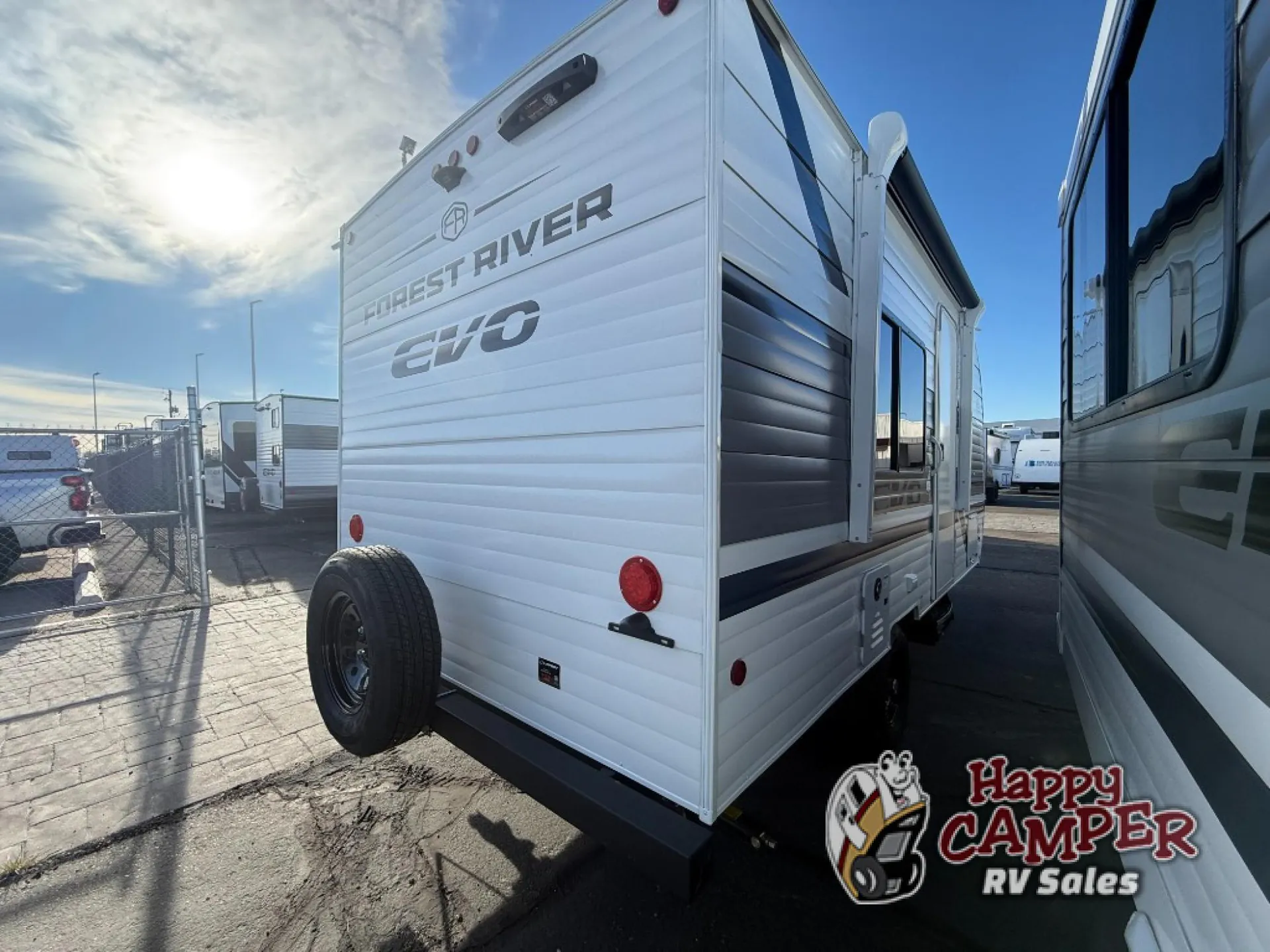 2026 Forest River EVO Select 164FBLE — Photo 7