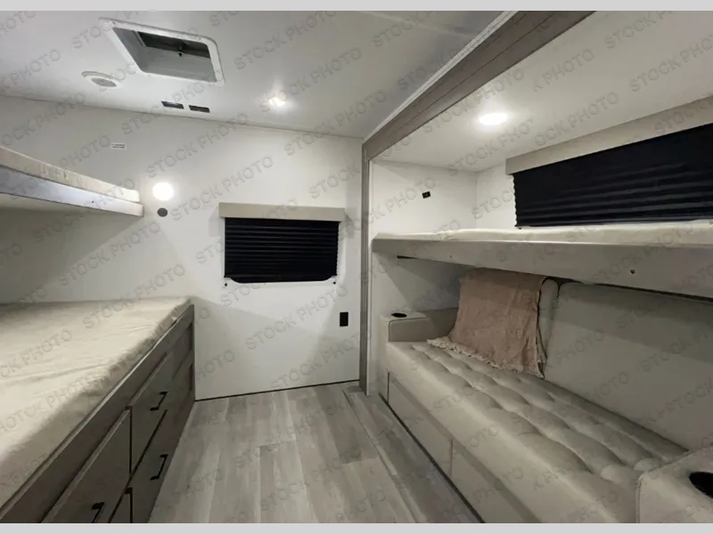 2026 Grand Design Transcend 335BHT - Photo 4