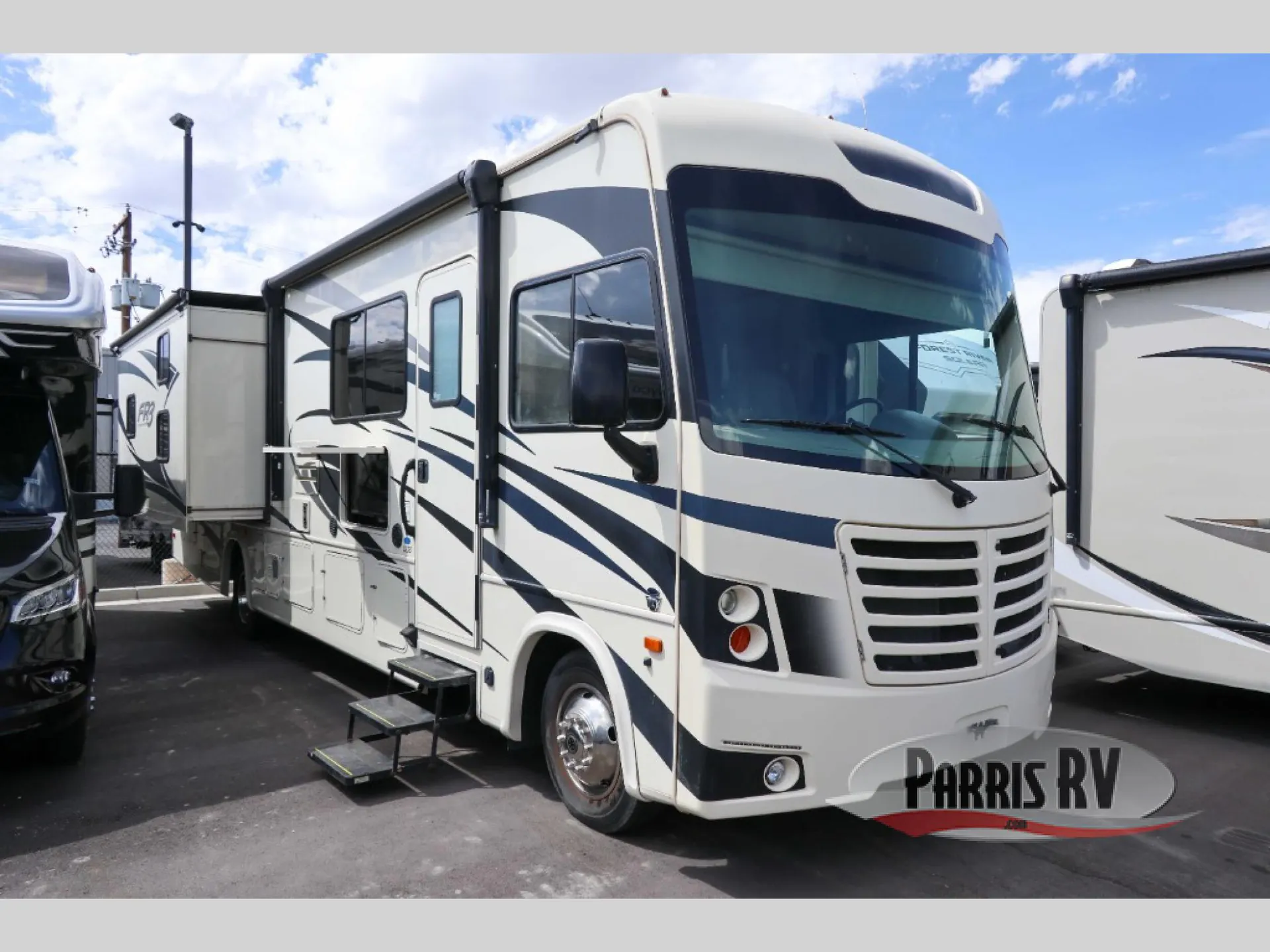 2019 Forest River FR3 32DS dealer photo 1 from Parris RV