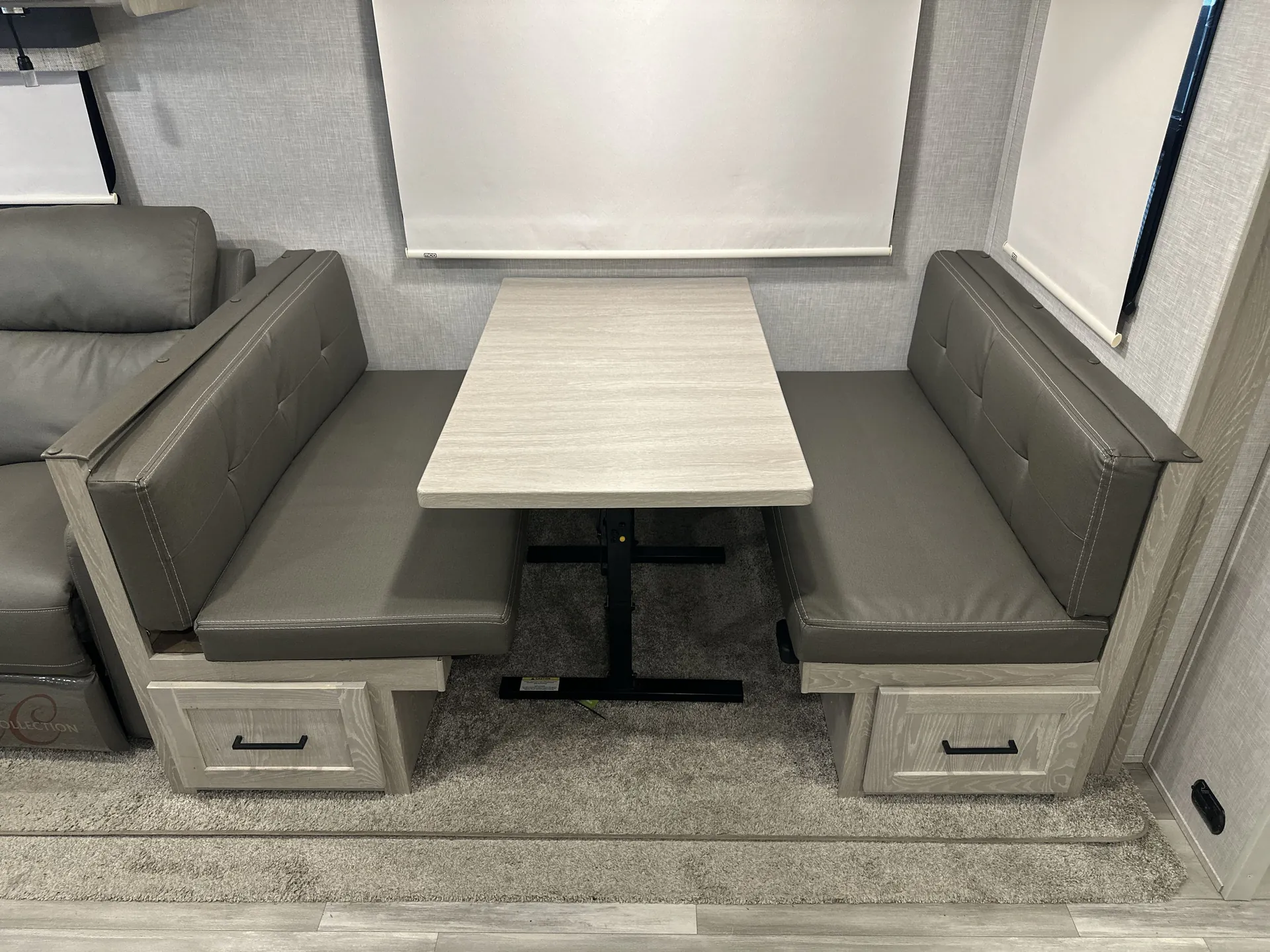 2022 Forest River Flagstaff Classic Super Lite 826RBS — living area main