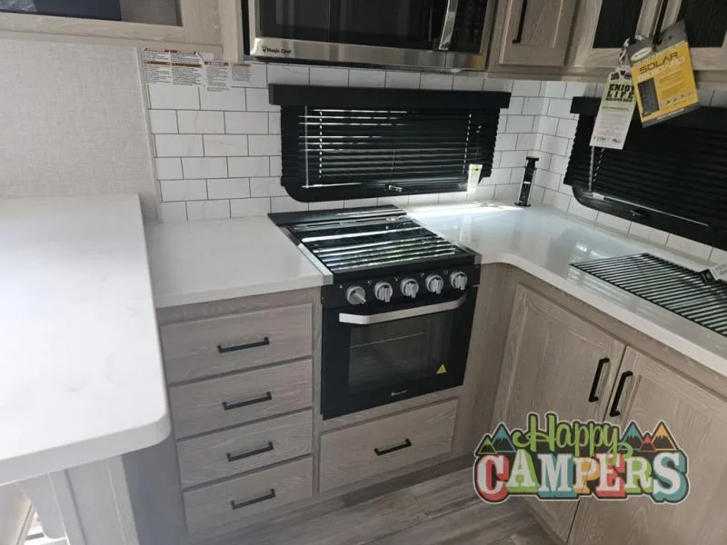 2023 Forest River Rockwood Signature 2442BS - Photo 4