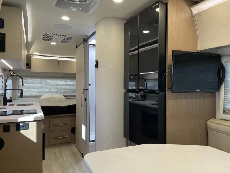 2025 Grand Design Serenova 160LG - Photo 3