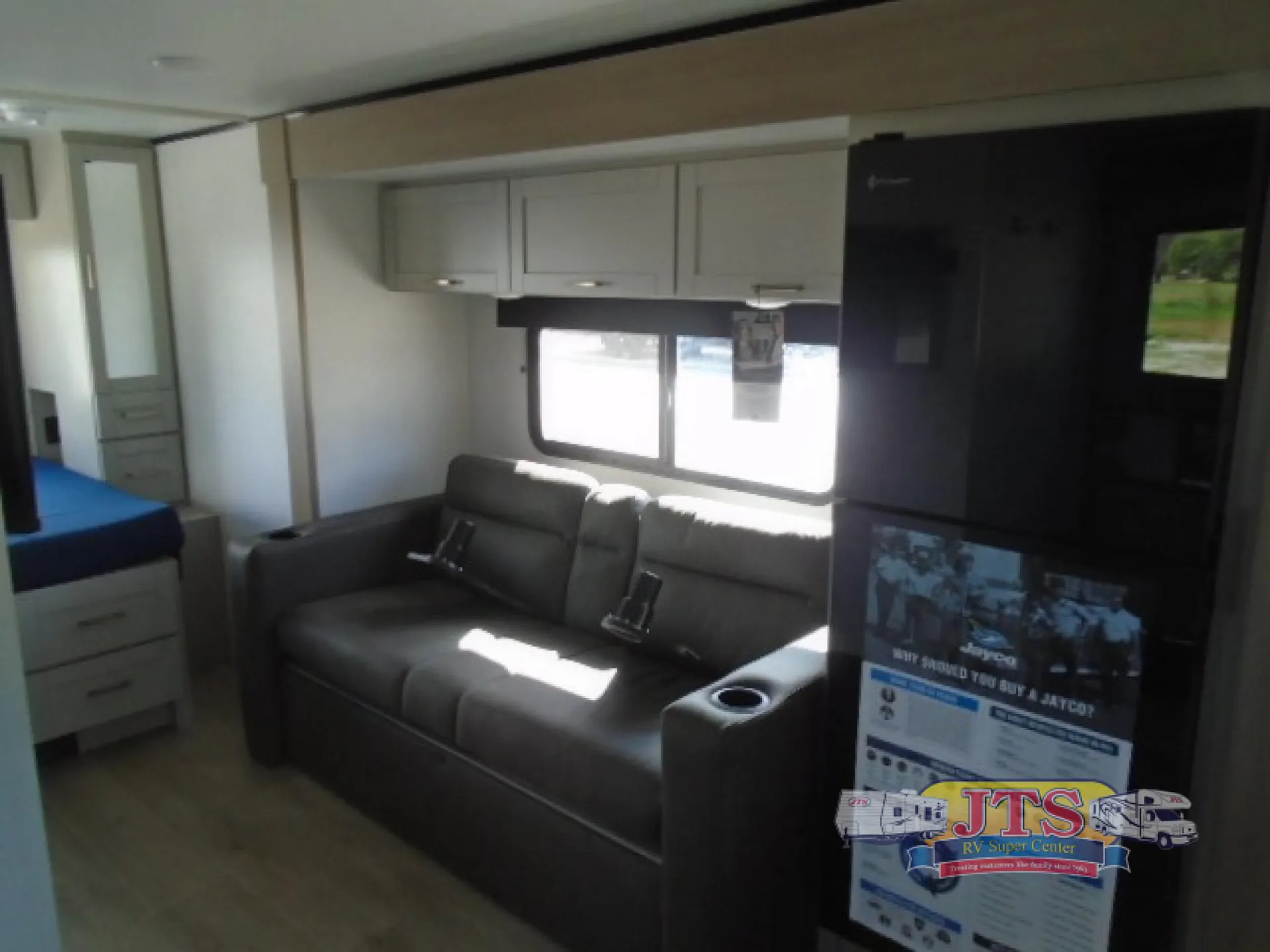 2027 Jayco Jay Feather Air 17FK - Photo 4