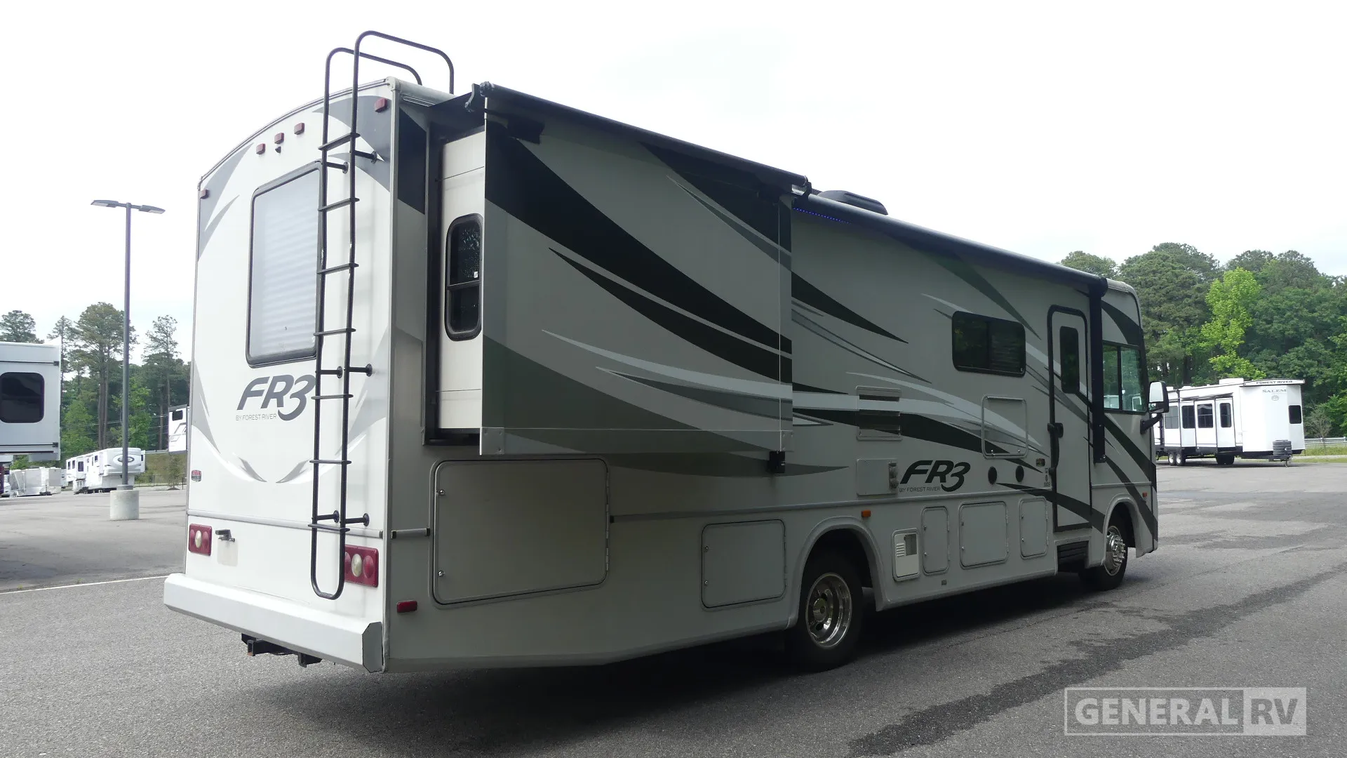 2016 Forest River FR3 30DS — Photo 7