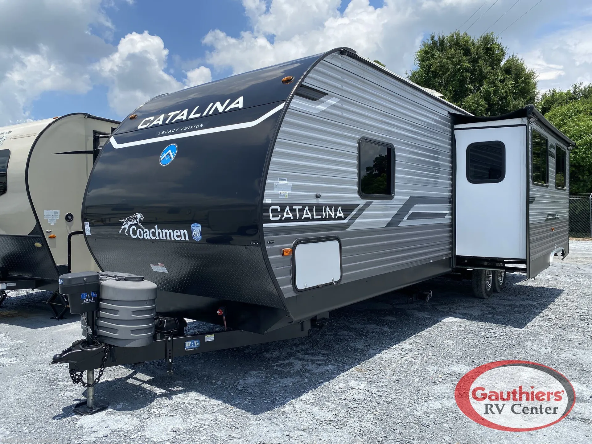2024 Coachmen Catalina Legacy Edition 293TQBSCK - Photo 2