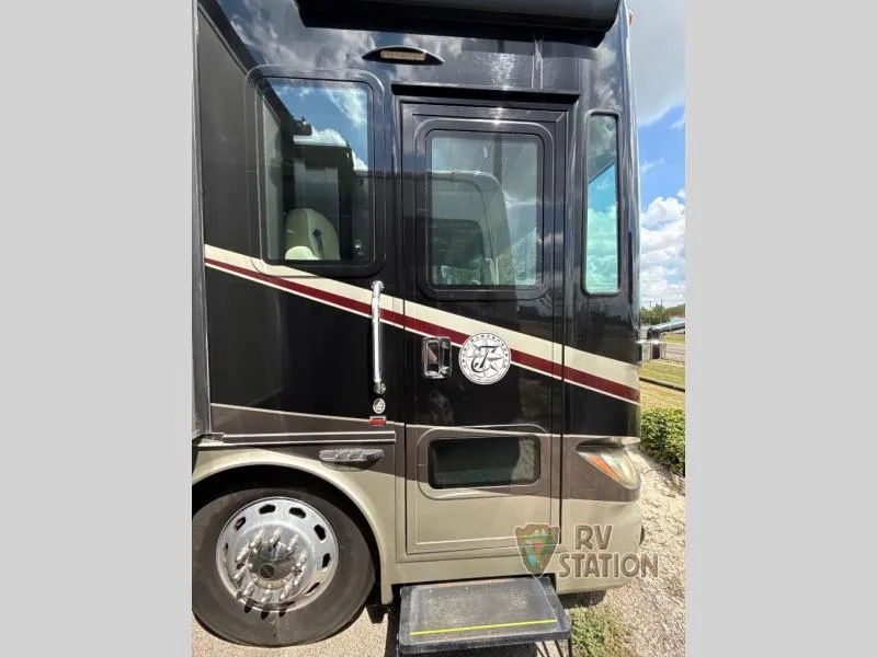 2015 Tiffin Motorhomes Phaeton Used    36 GH - Photo 2