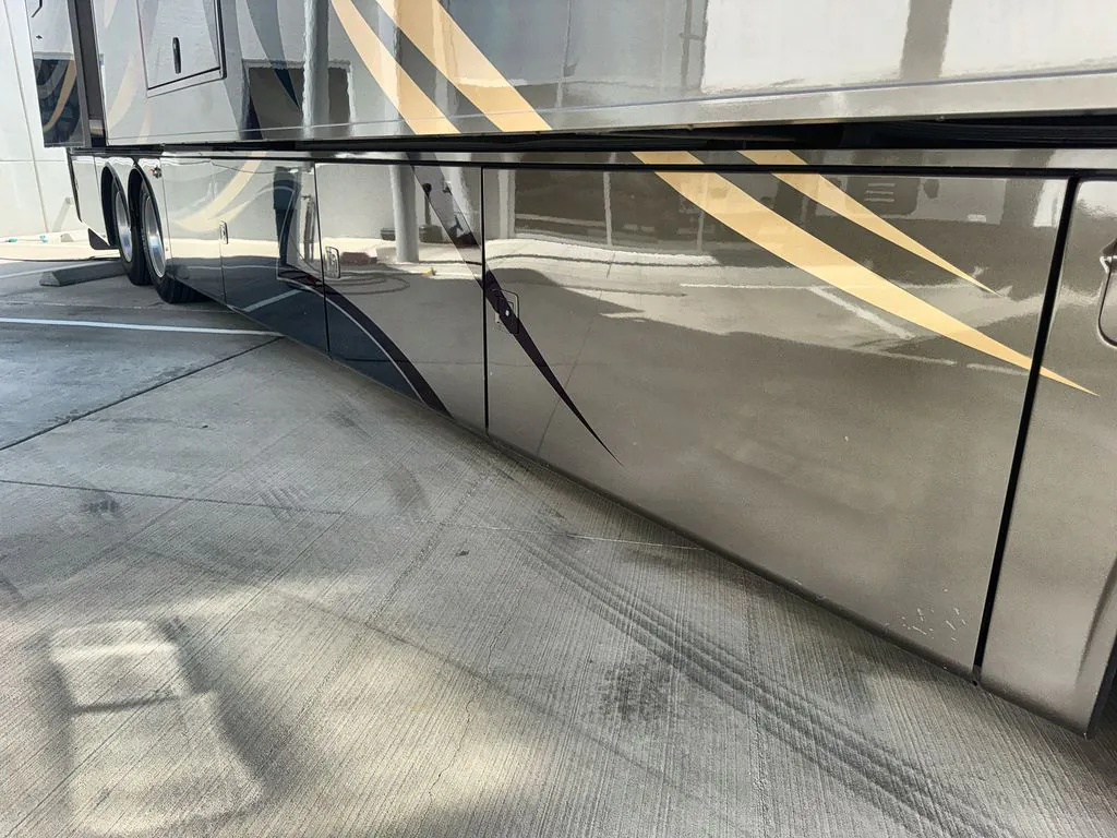 2014 Entegra Coach Aspire 42RBQ, Photos photo 3