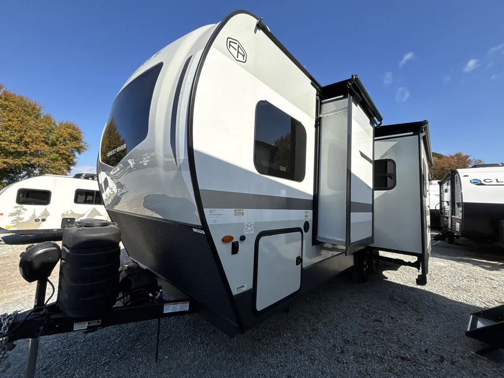 2026 Forest River Flagstaff Micro Lite 25FBD, Photos photo 6