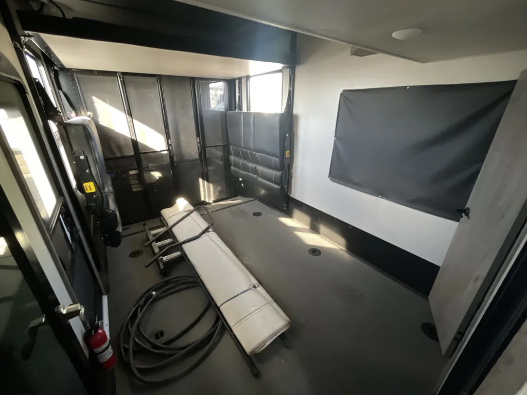2021 Keystone Raptor 413, Photos photo 36
