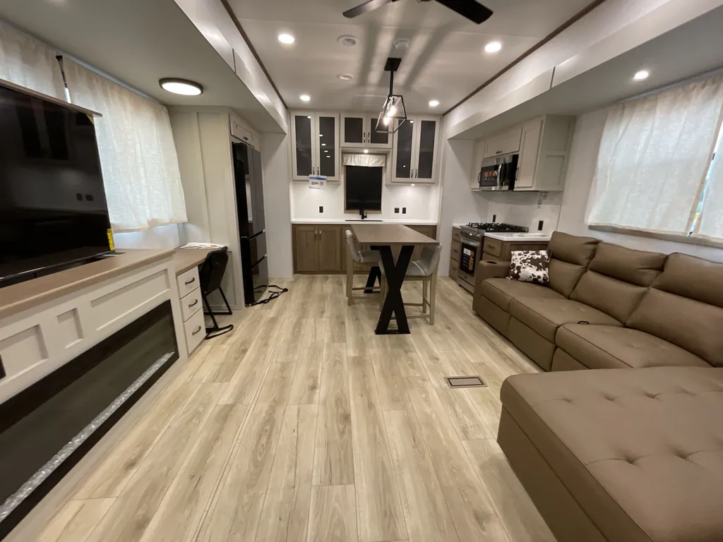 2027 Forest River Mesquite 3850HBRK, Photos photo 2