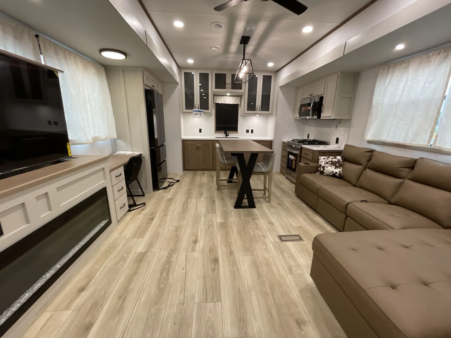 2027 Forest River Mesquite 3850HBRK — living area main