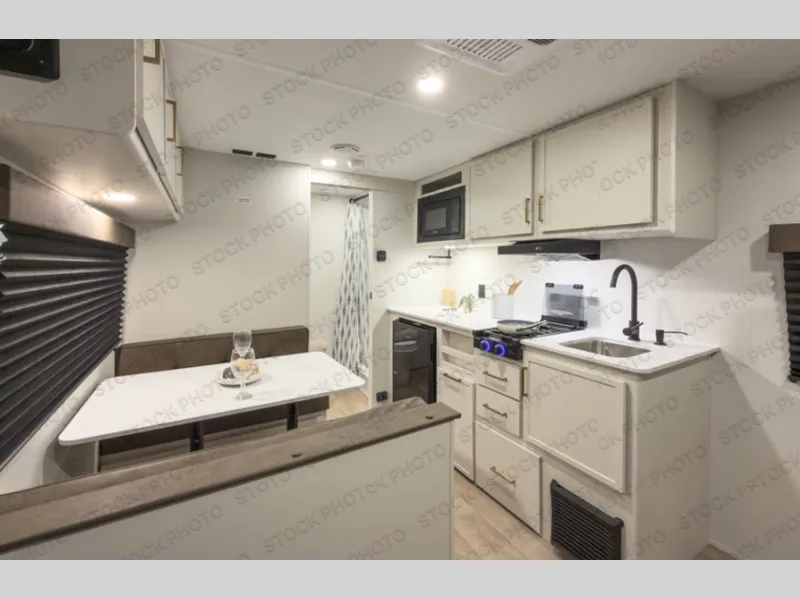 2027 Grand Design Transcend One 151RB - Photo 4