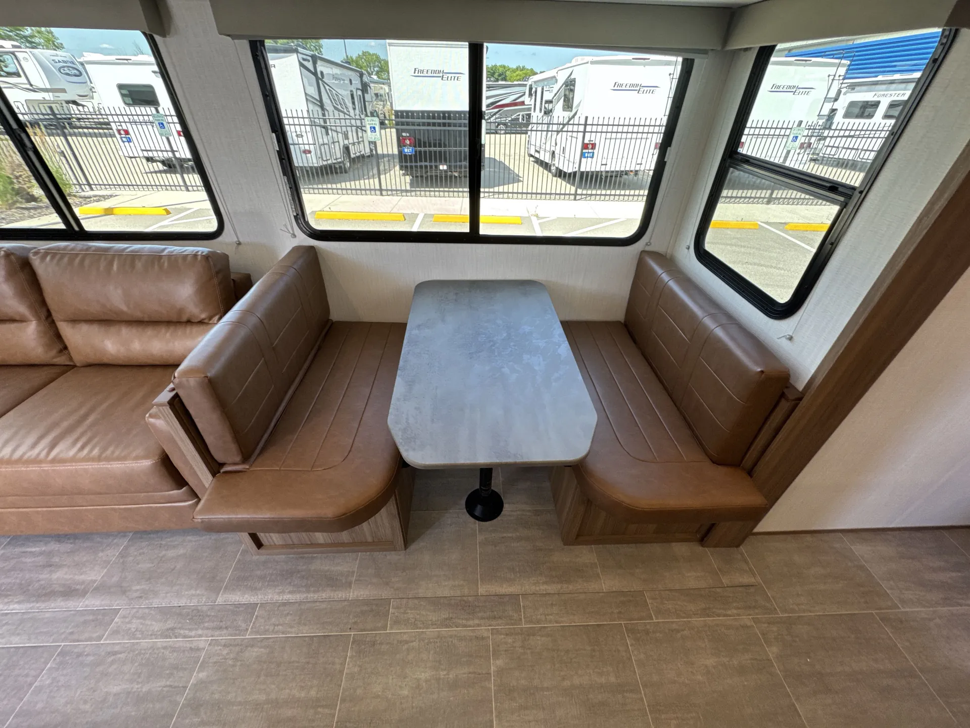 2025 Heartland Corterra 28.1 BH — living area main