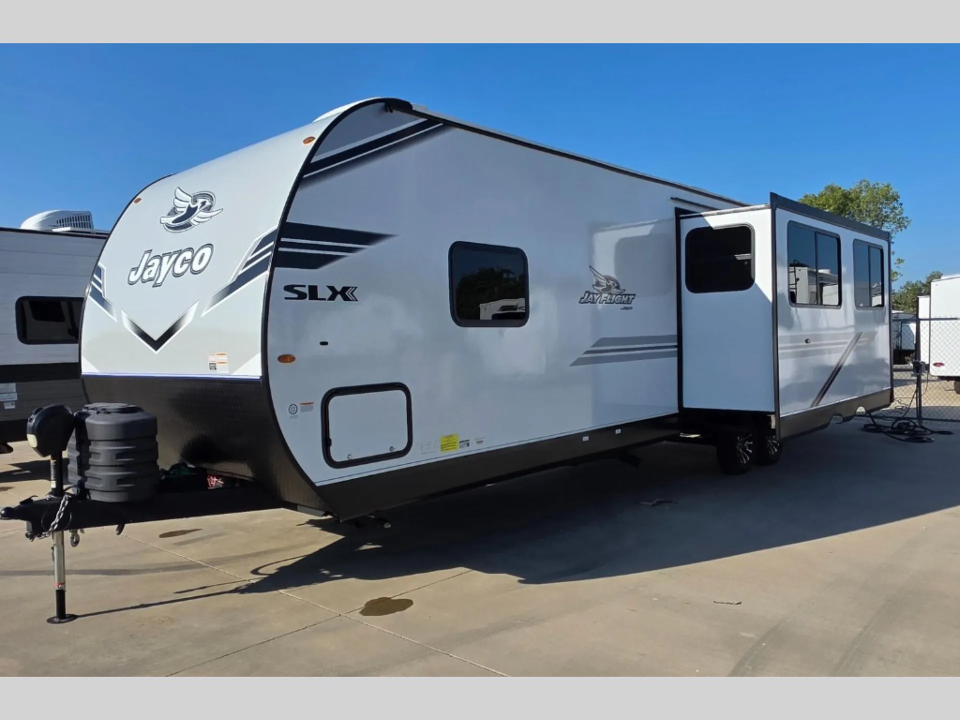 2026 Jayco Jay Flight 330TBS - Photo 3