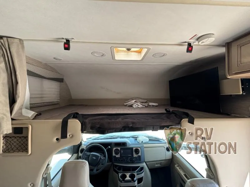 2022 Thor Motor Coach Four Winds 24F - Photo 3