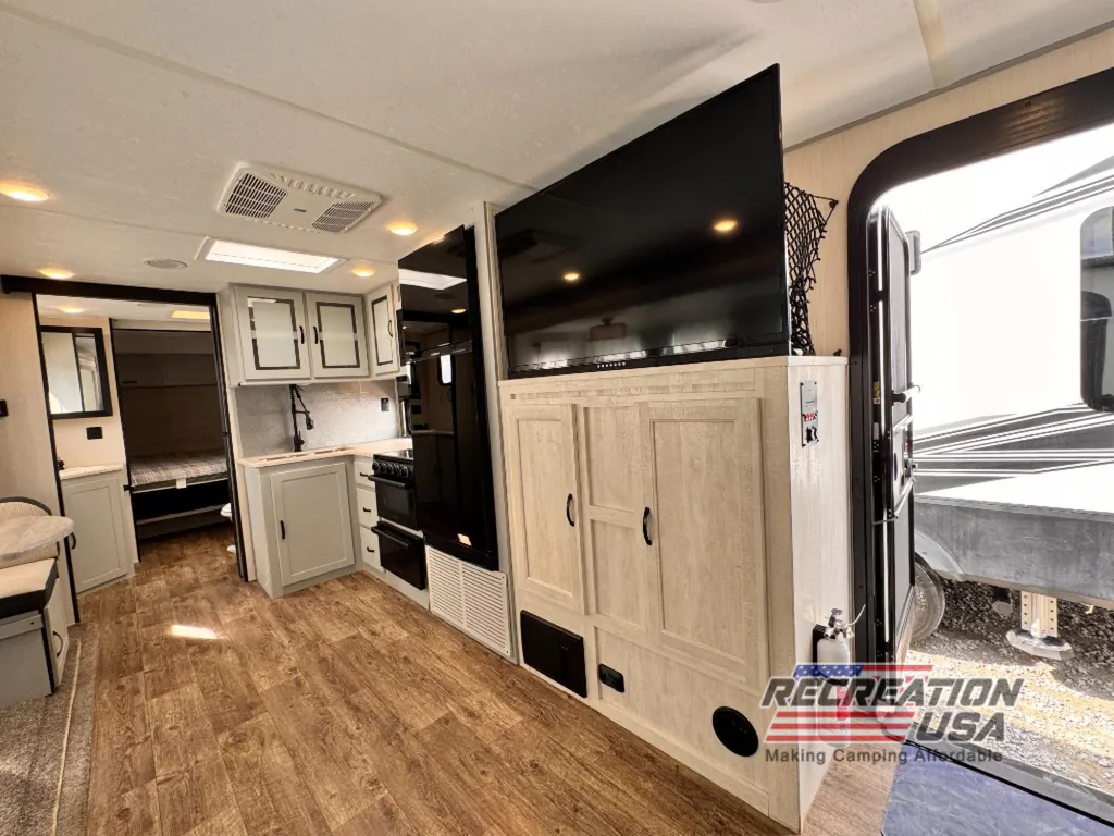 2022 Forest River Vibe 28BH, Photos photo 8