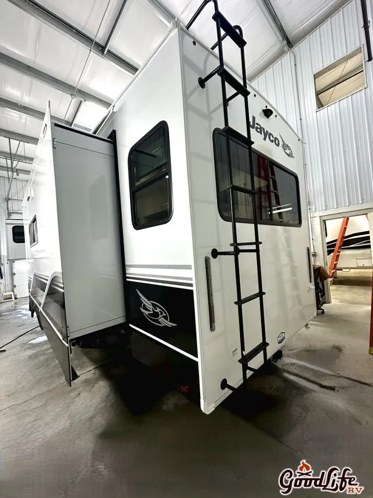 2026 Jayco Eagle 321RSTS - Photo 4