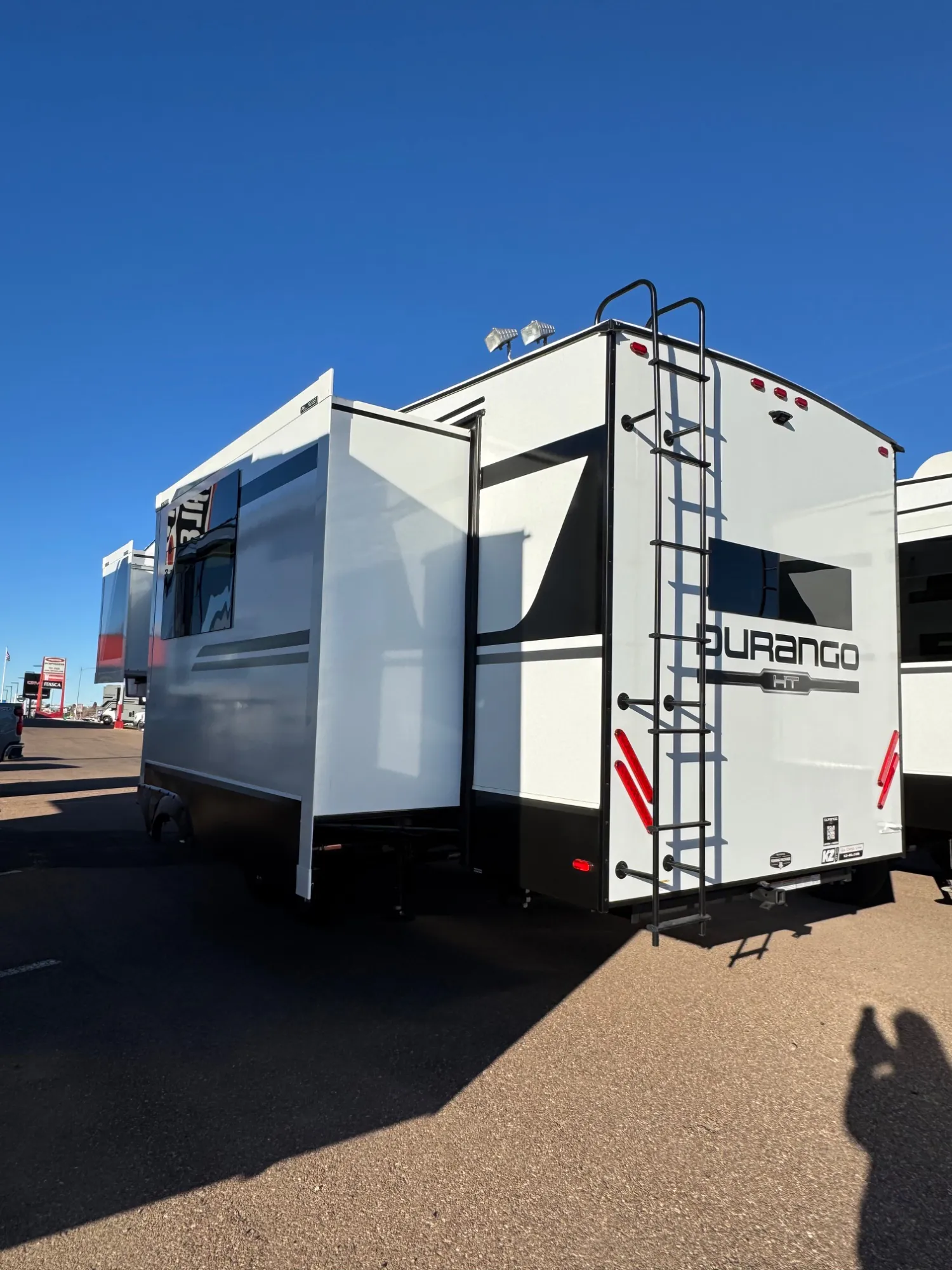 2026 K-Z Durango Half Ton D232MLD - Photo 4
