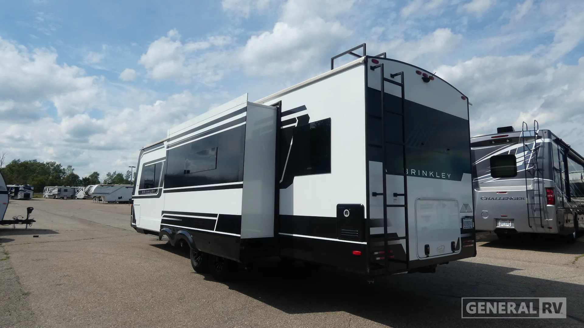2025 Brinkley Model Z AIR 295 - Photo 4