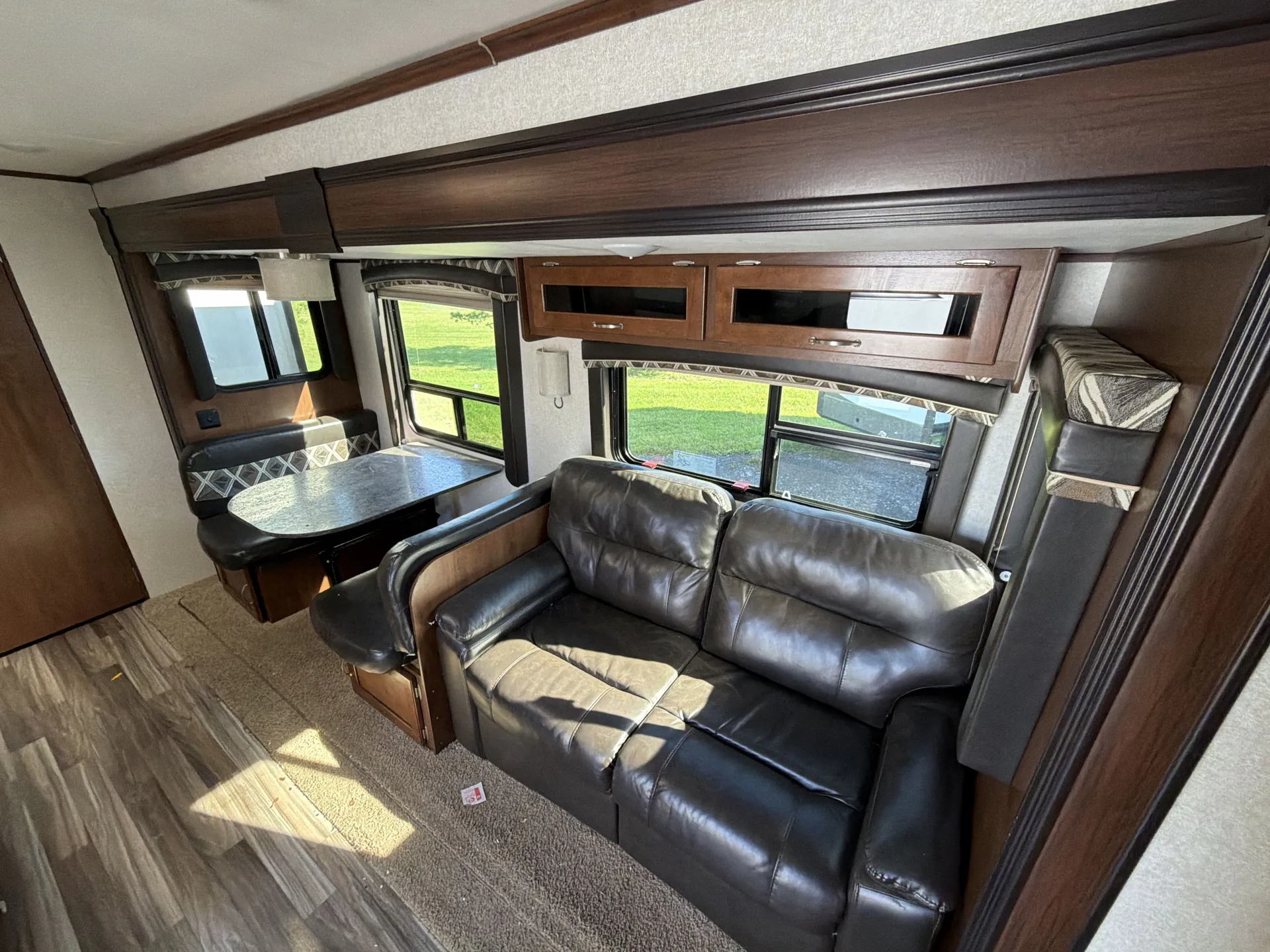 2017 Jayco Jay Flight 33RBTS — living area main