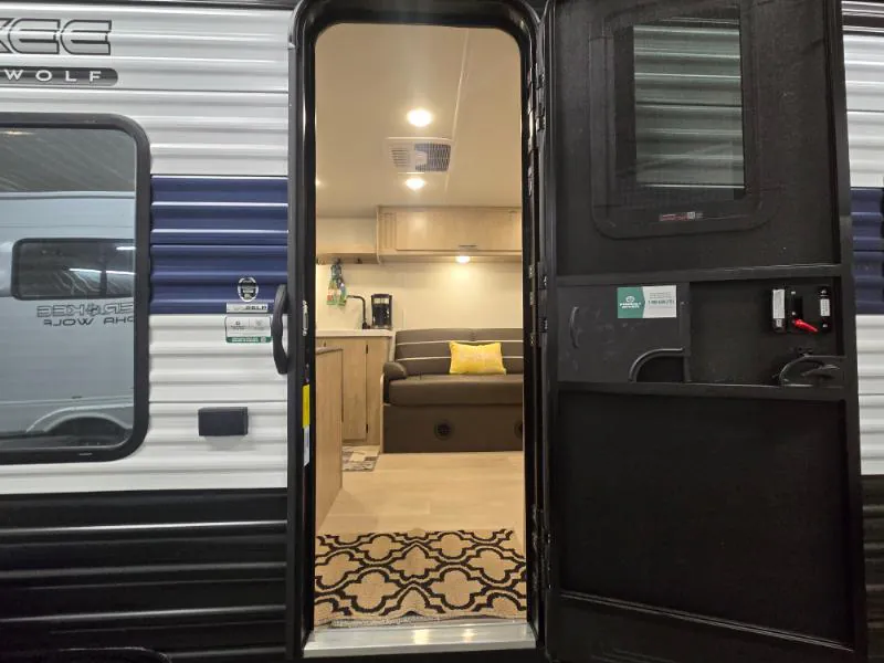 2026 Forest River Cherokee Grey Wolf 26LP - Photo 4