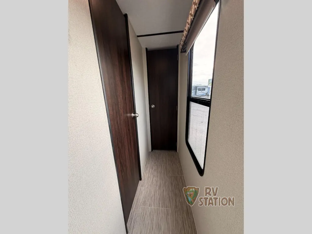 2020 Prime Time LaCrosse 3380IB, Photos photo 26