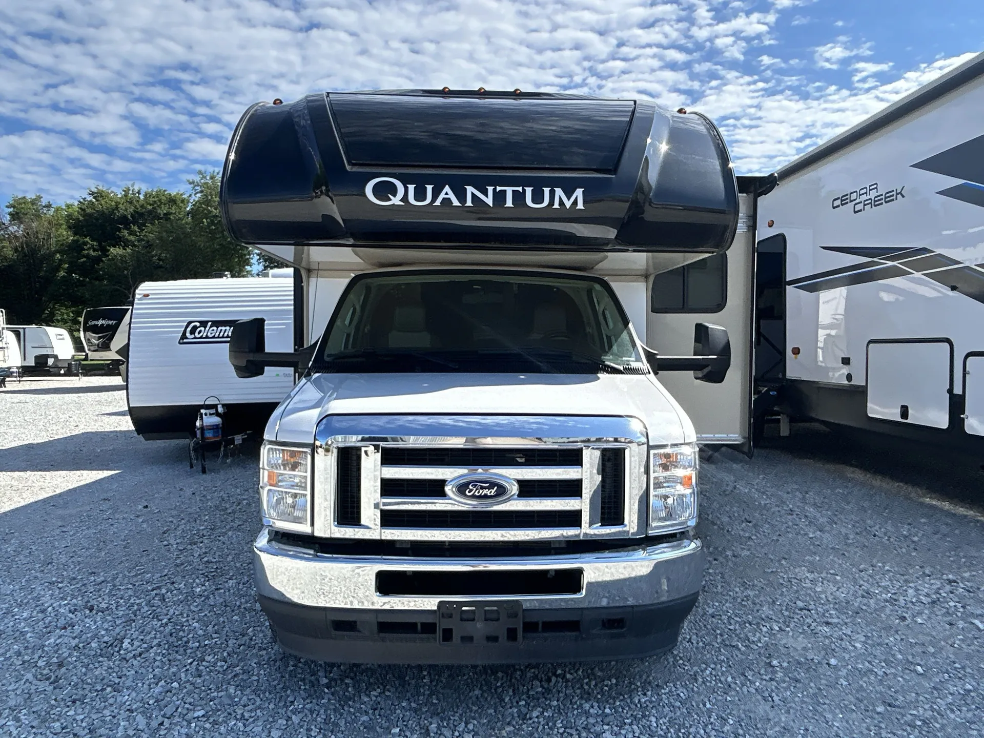2021 Thor Motor Coach Quantum GS27 — front