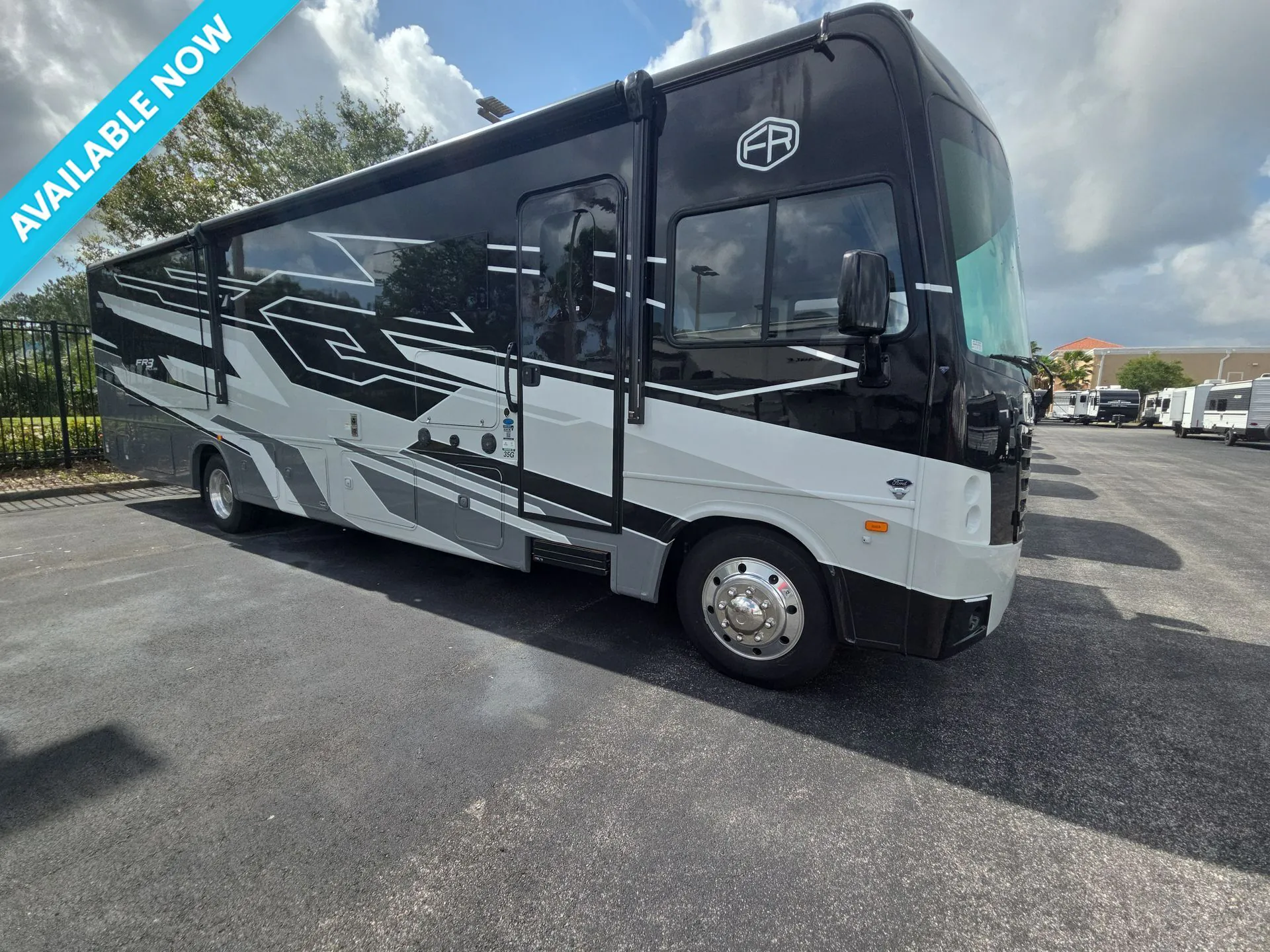 2027 Forest River FR3 Plus 35G - Photo 2