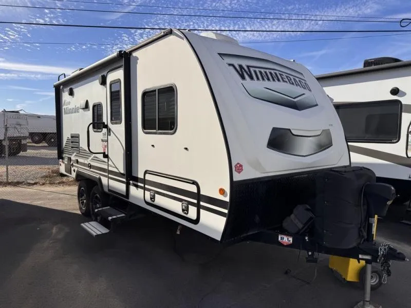 2020 Winnebago Micro Minnie 2108TB - Photo 2