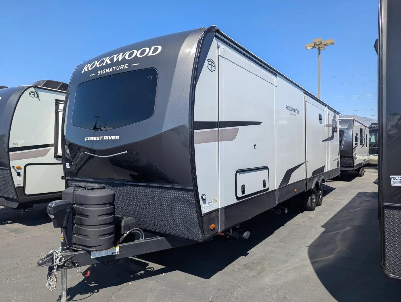 2026 Forest River Rockwood Signature 8336BH - Photo 4