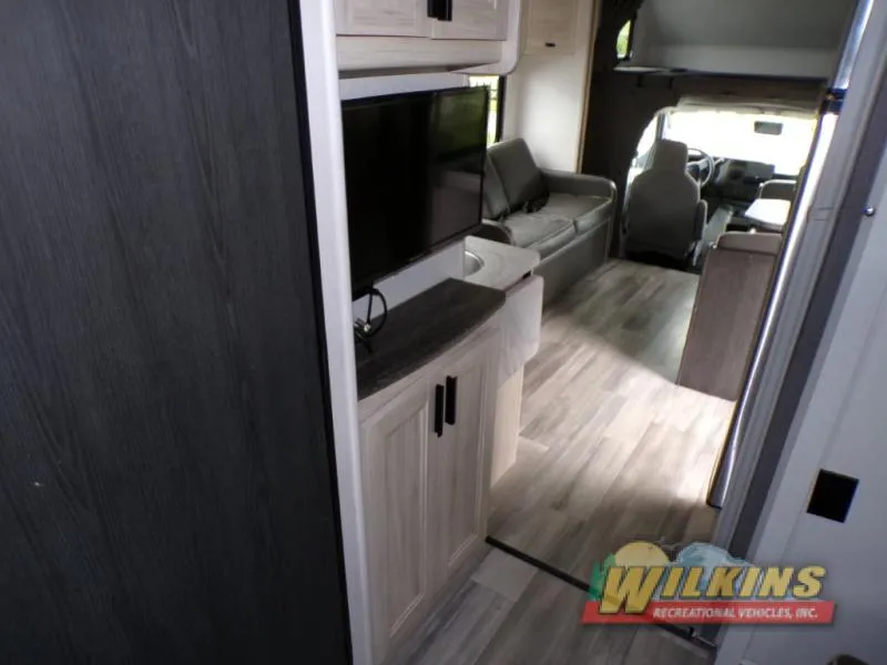 2024 Forest River Sunseeker LE 3250DSLE - Photo 4