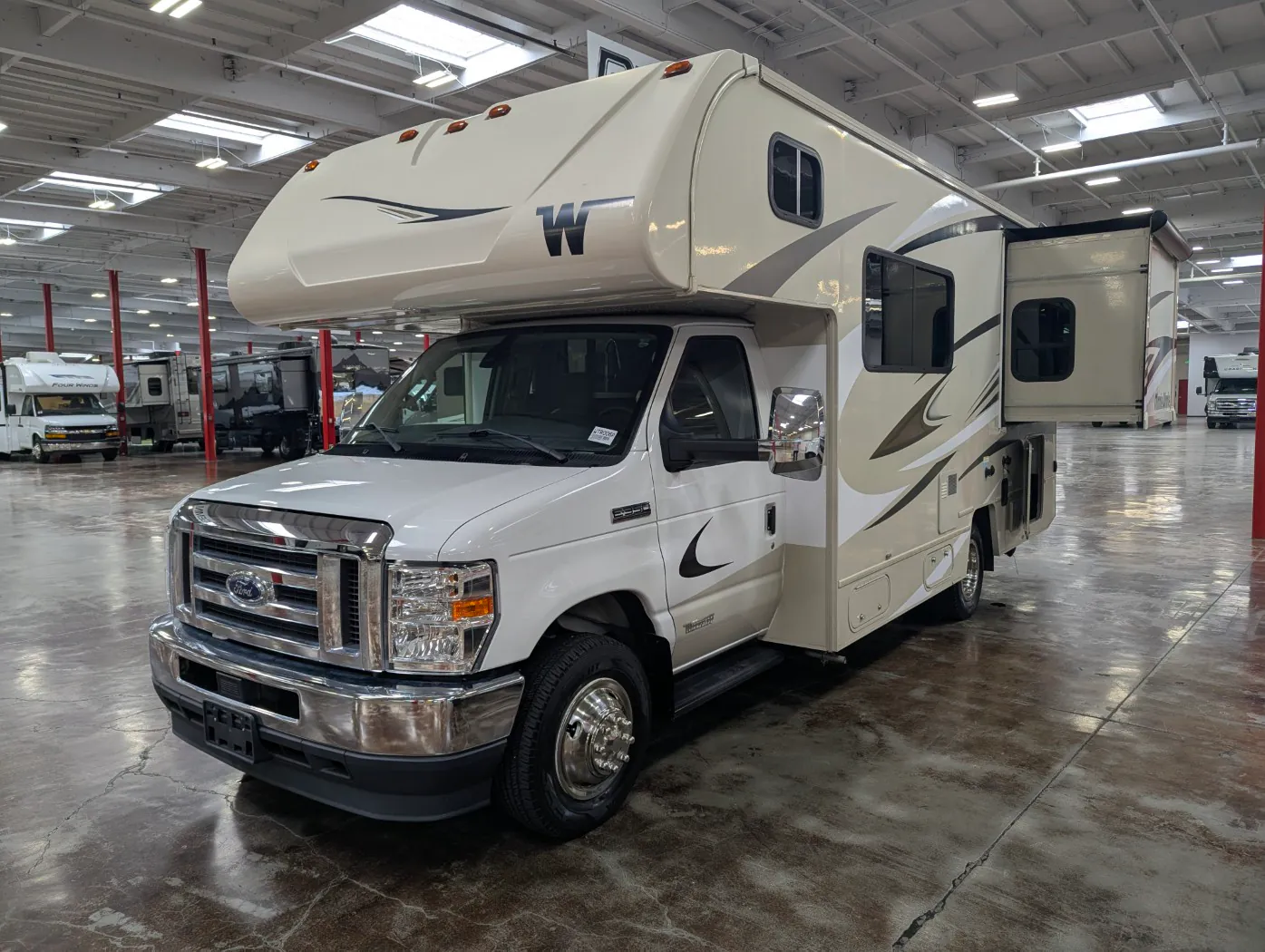 2022 Winnebago Minnie Winnie 22M - Photo 4