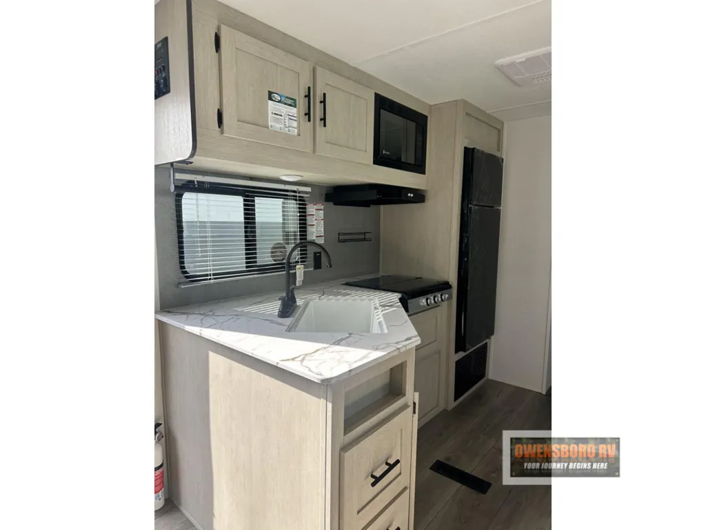 2026 Shasta RVs i-5 Edition 532BEDS, Photos photo 14