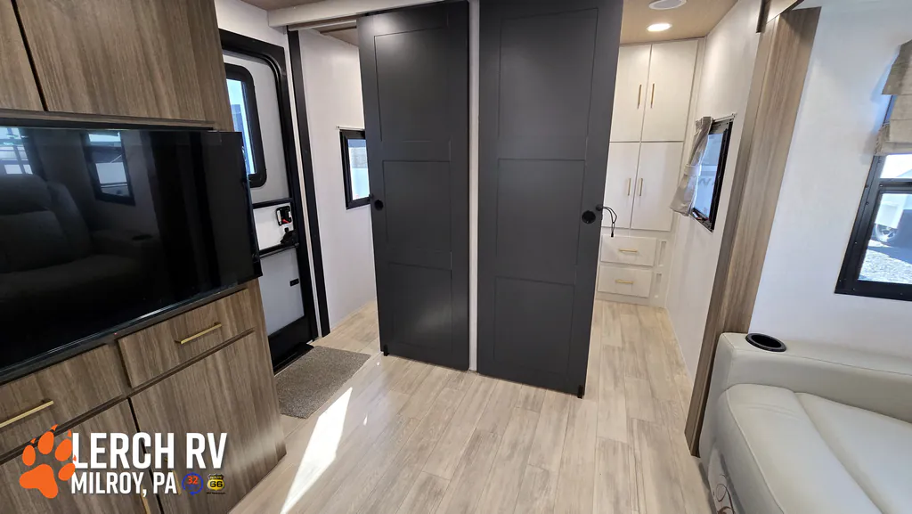 2027 Forest River Vibe 2900KB, Photos photo 36